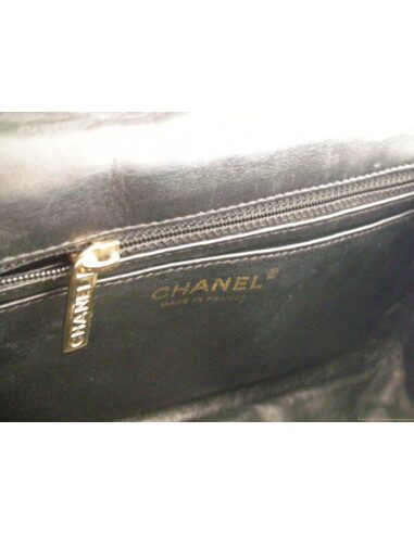 SAC CHANEL 2.55 NOIR A BRELOQUES