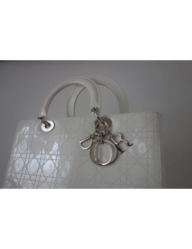 SAC LADY DIOR GM CUIR VERNI BLANC 
