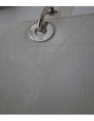 SAC LADY DIOR GM CUIR VERNI BLANC 
