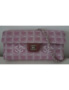 ENSEMBLE SAC, PORTE-FEUILLE ET TROUSSE CHANEL 2