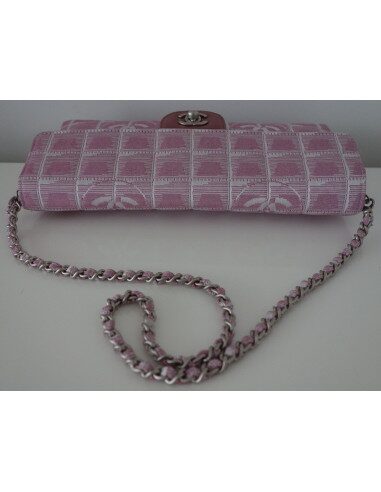 ENSEMBLE SAC, PORTE-FEUILLE ET TROUSSE CHANEL