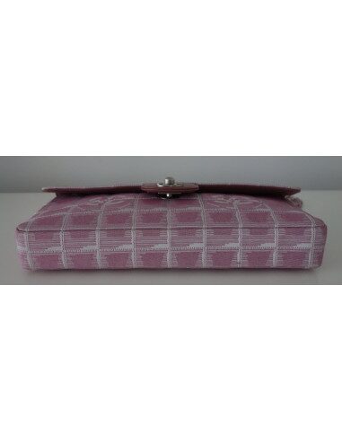 ENSEMBLE SAC, PORTE-FEUILLE ET TROUSSE CHANEL