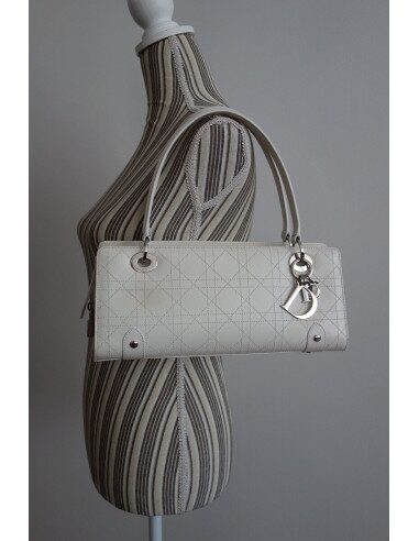SAC LADY DIOR CUIR BLANC 