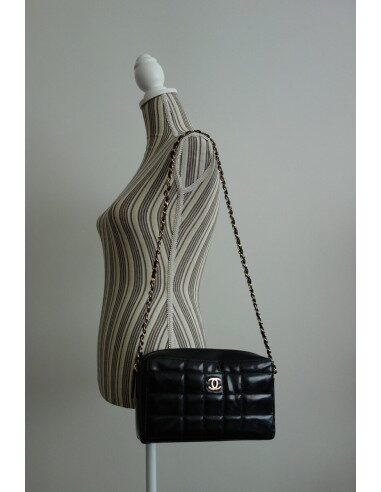 SAC CHANEL VINTAGE CUIR NOIR 
