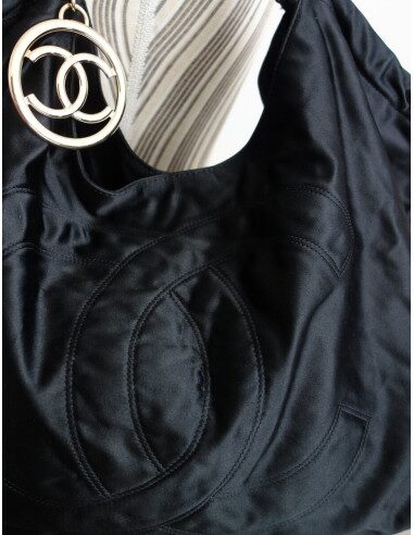 SAC CHANEL CABAS XXL SATIN NOIR 