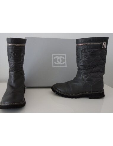 BOTTES CHANEL TAILLE 37 