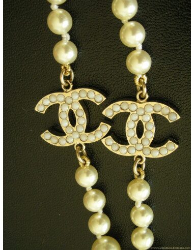 SAUTOIR CHANEL EN PERLES COLLECTION 2010