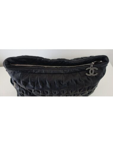 SAC CHANEL SHOPPING CUIR NOIR 
