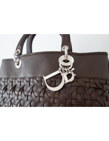SAC DIOR AVENUE