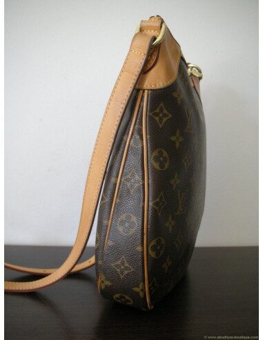 SAC VUITTON ODEON PM