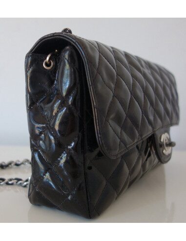 SAC CHANEL TIMELESS CUIR VERNI NOIR 