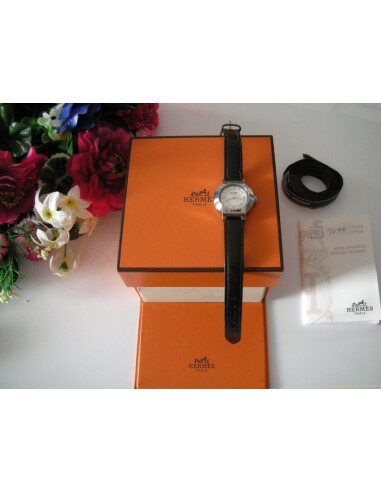 MONTRE HERMES NOMADE PM POUR DAME