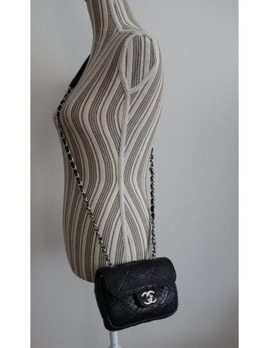 PETIT SAC CHANEL TIMELESS PYTHON NOIR