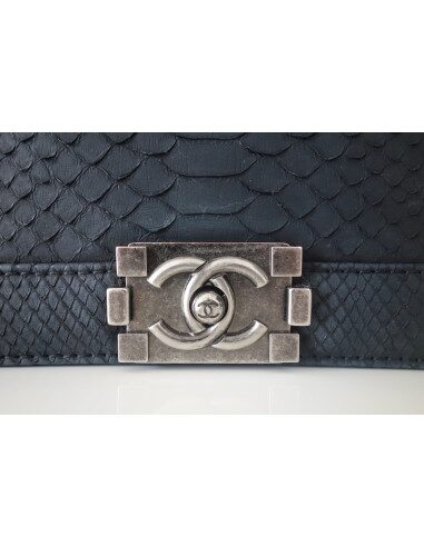 SAC CHANEL BOY PYTHON NOIR