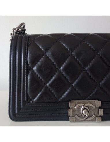 SAC CHANEL BOY MEDIUM CUIR NOIR