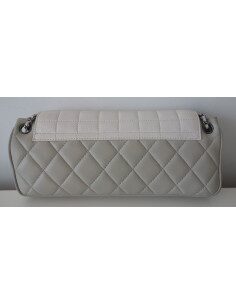 SAC CHANEL CUIR BAGUETTE 2