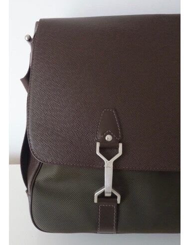 BESACE VUITTON DERSOU