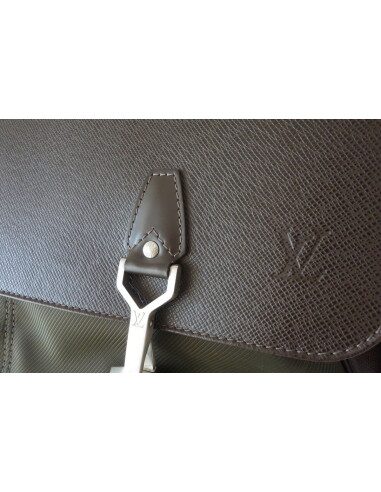 BESACE VUITTON DERSOU