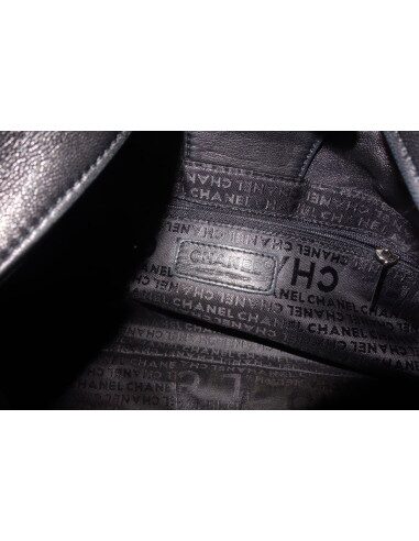 Sac Chanel Hobo cuir noir