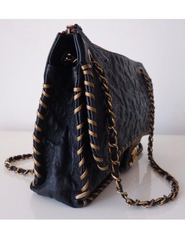 SAC CHANEL NOIR CAMELIA