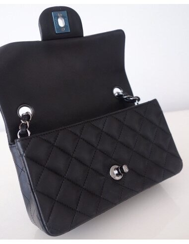 Sac Chanel Classique noir Pm