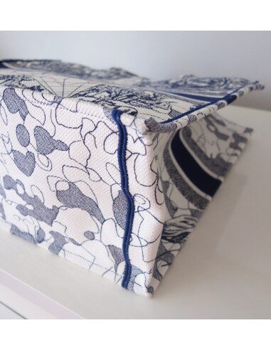 Sac Dior Book Tote "Around the world"