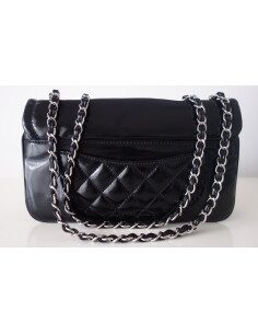 Sac Chanel vinyle noir 2