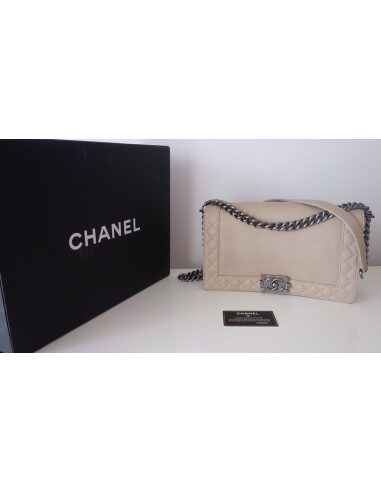 Sac Chanel Boy beige