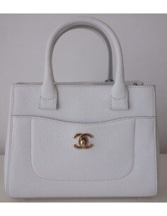 Sac Chanel petit shopping blanc 2