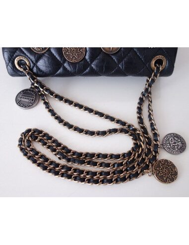 Sac Chanel Classique charms