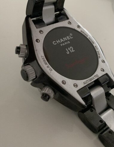 Montre Chanel J12 Superleggera