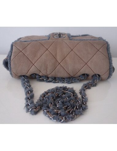 Sac Chanel Classique shearling