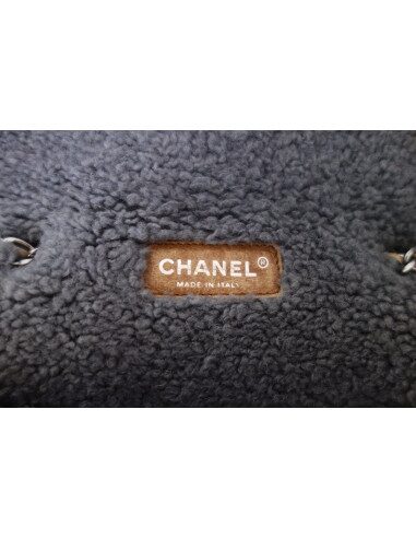 Sac Chanel Classique shearling