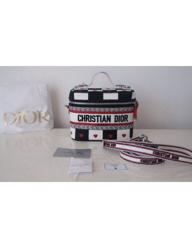 Vanity Dioramour Dior