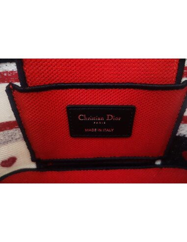 Vanity Dioramour Dior