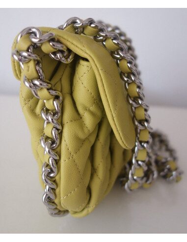 Sac Chanel Chain around