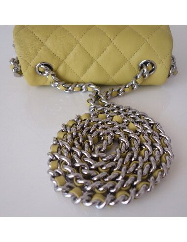 Sac Chanel Chain around