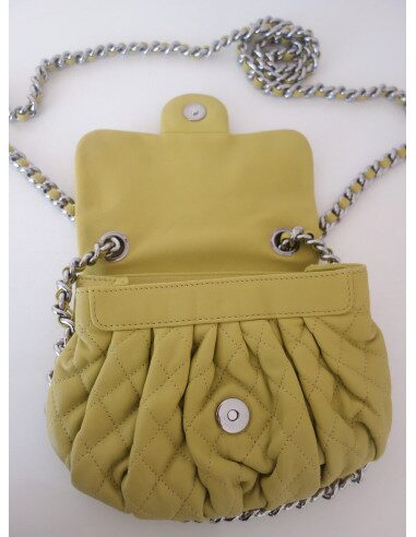 Sac Chanel Chain around
