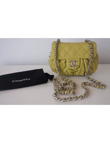 Sac Chanel Chain around