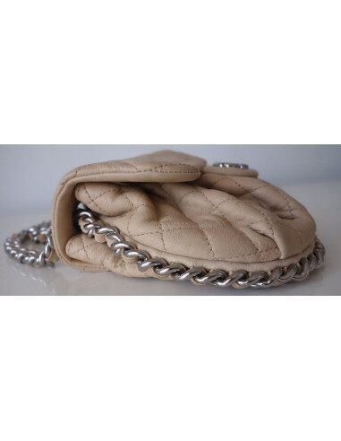 Sac Chanel chain around