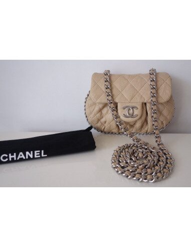 Sac Chanel chain around