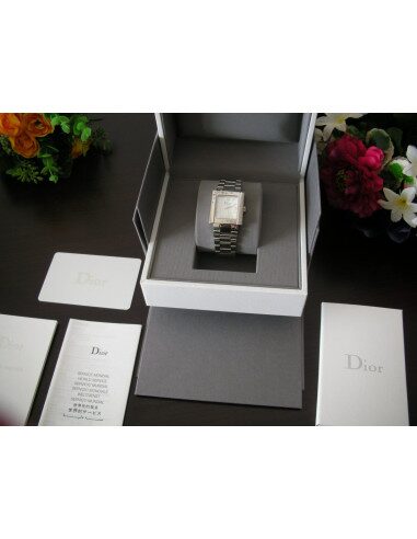 MONTRE DIOR RIVA SPARKLING TAILLE M BRACELET ACIER