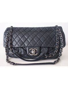 Sac Chanel classique à rabat