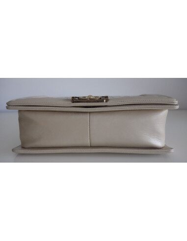 Sac Chanel Boy beige