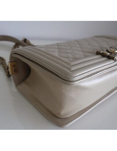 Sac Chanel Boy beige