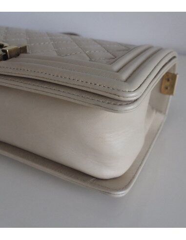 Sac Chanel Boy beige