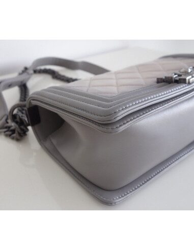 Sac Chanel Boy gris