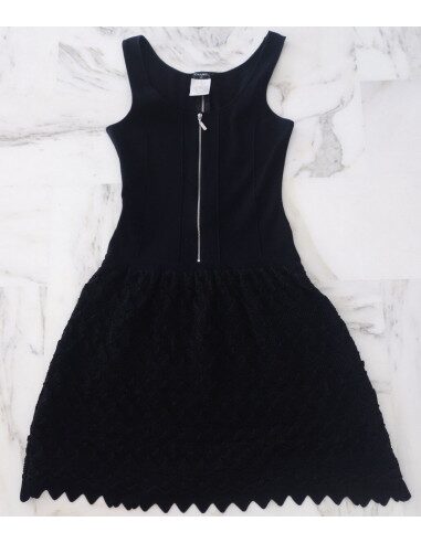 Robe Chanel noire 36fr
