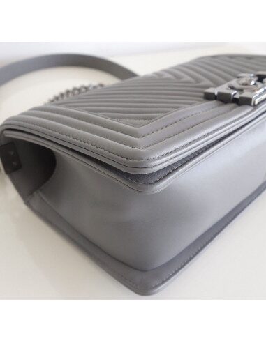 sac Chanel Boy gris