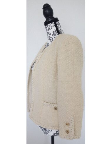 Veste Chanel taille 40